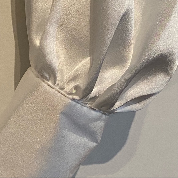 Akira White Satin Off Shoulder Top Size Small NWOT - Picture 10 of 16